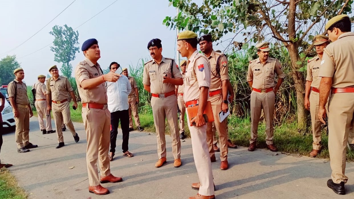 Bullets fired on three people went for morning walk in Simbhaoli Hapur referred to Meerut