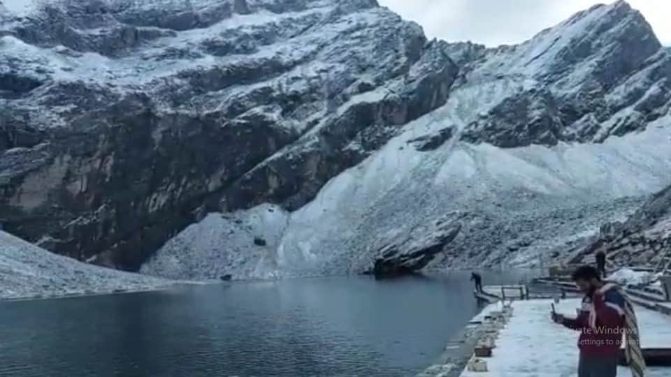 Uttarakhand weather: Snowfall in kedarnath and hemkund sahib beautiful photos