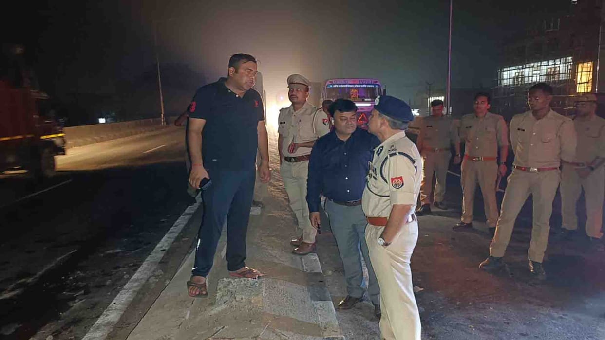 Kanpur Chakeri Accident, Five Died And 10 people Injured