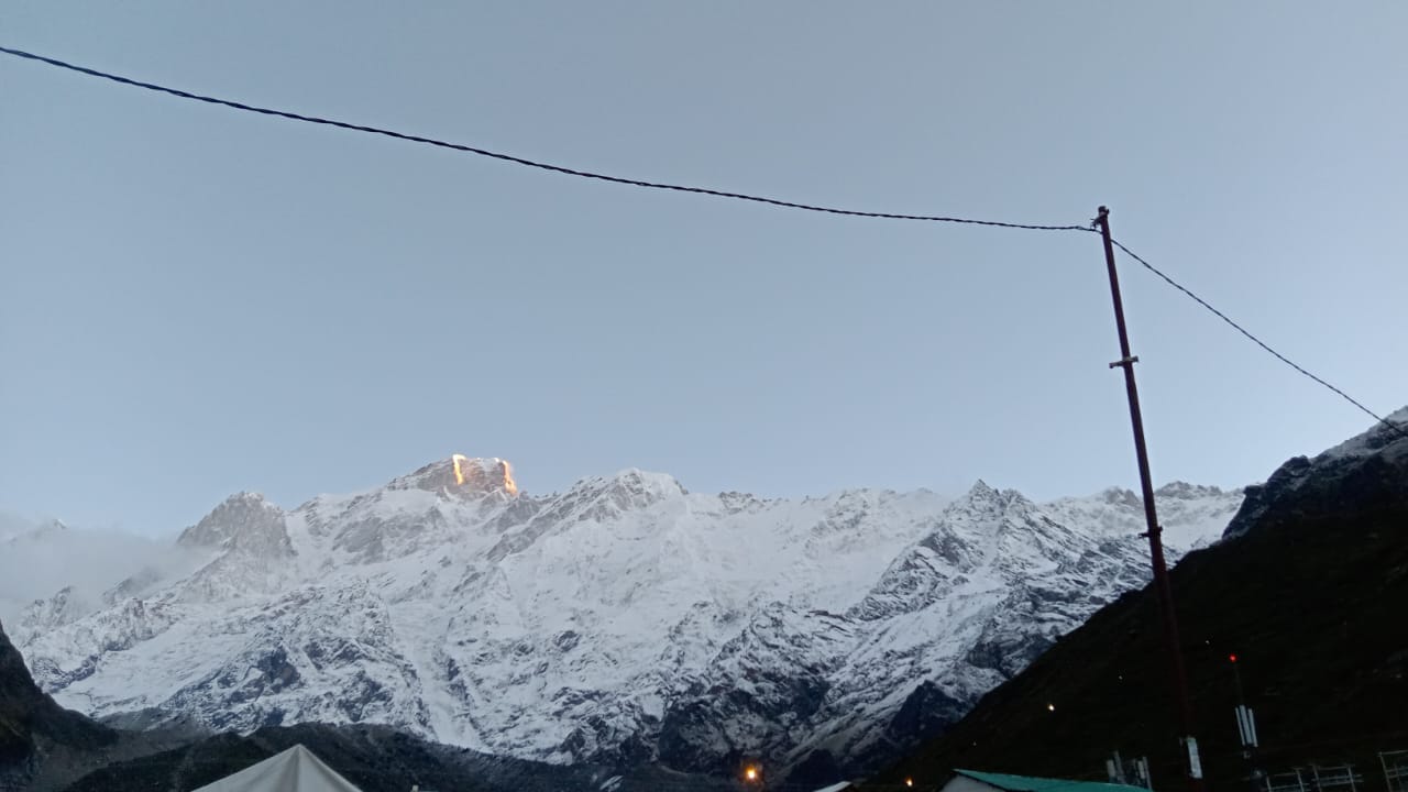 Uttarakhand news: Avalanche in kedarnath third time in nine days after heavy snowfall today