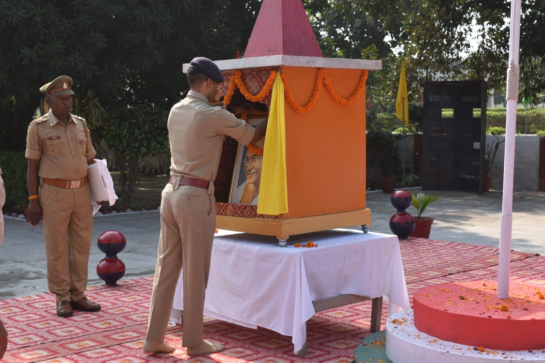 Take inspiration from the thoughts of Gandhi and Shastri: District Magistrate