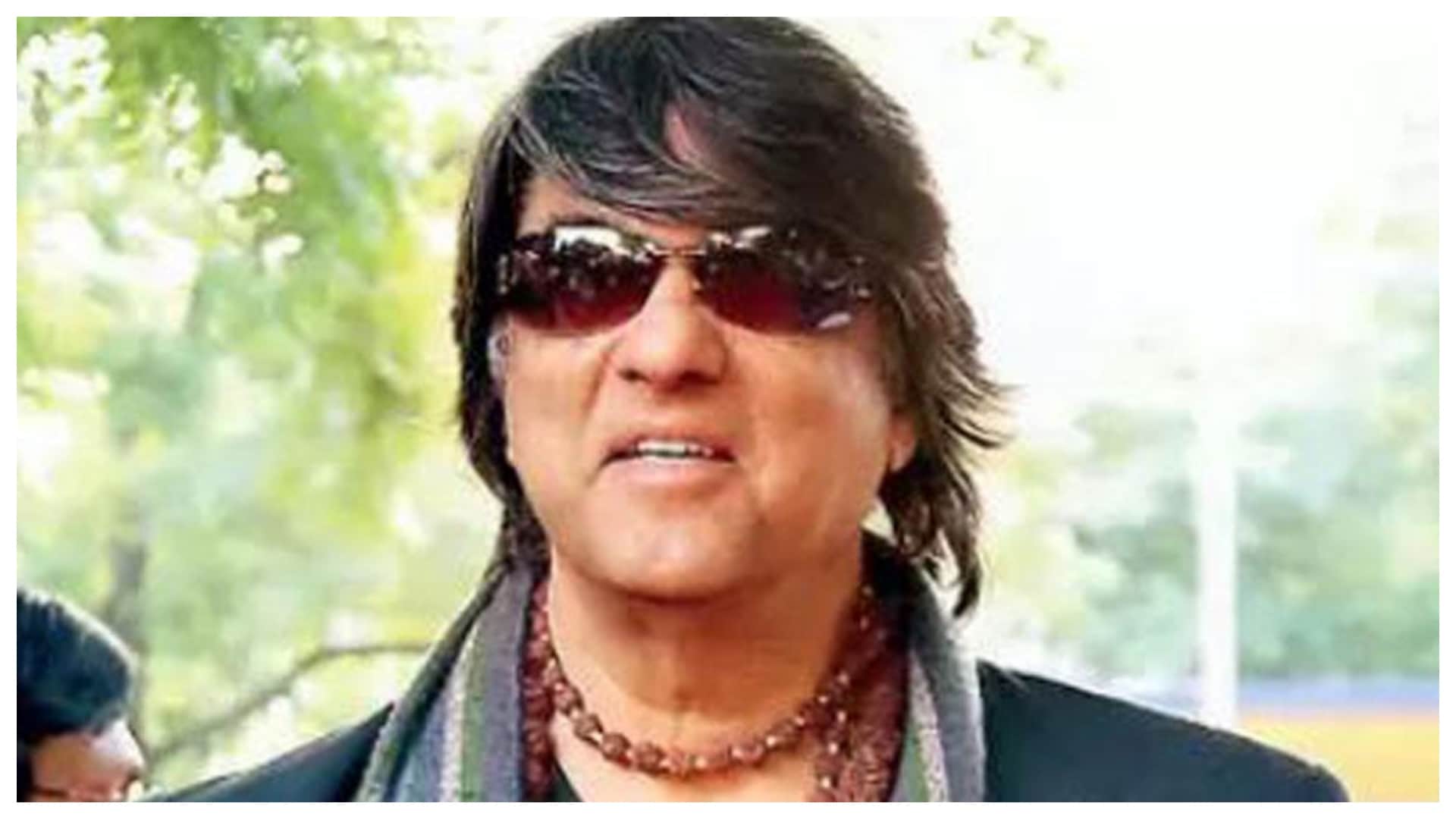 From Asha Parekh to Ekta Kapoor Akshaye Khanna These Bollywood Actors are Still Bachelors