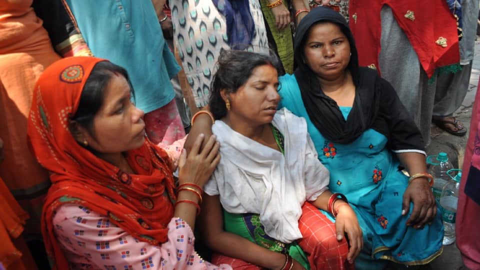 Tension after Manish murder in Nand Nagri several companies of police and paramilitary forces deployed