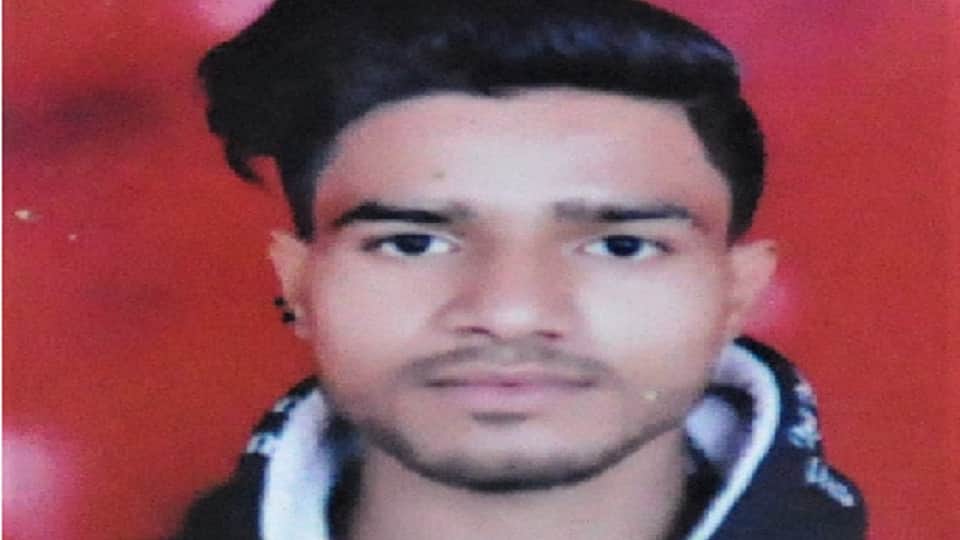 Tension after Manish murder in Nand Nagri several companies of police and paramilitary forces deployed