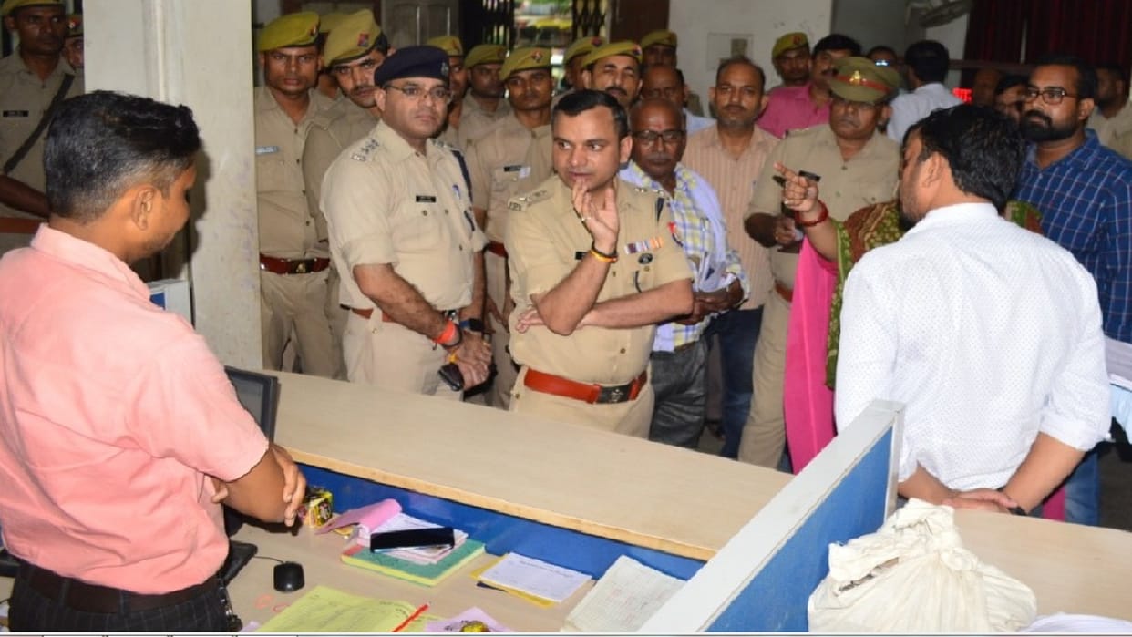 Jewelery missing from cooperative bank's locker, case filed against manager-cashier