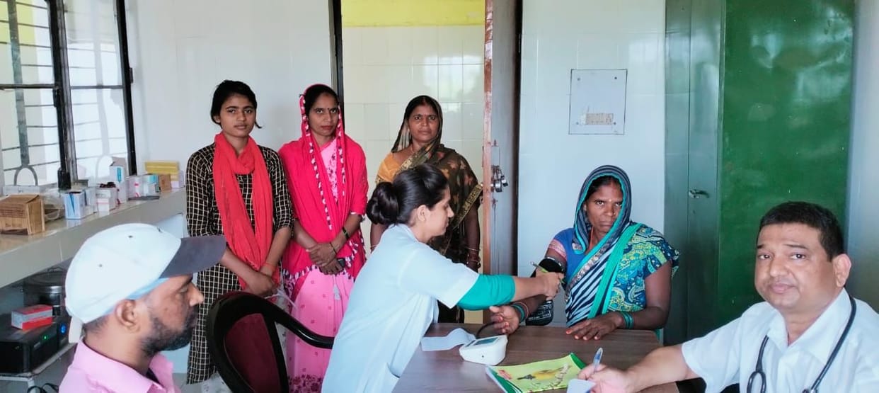 health camp organise in 22 centre