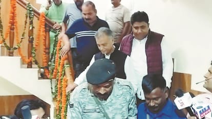 bjp rashtriya adhyaksh jp nadda meeting with party workers in una hamirpur and bilaspur