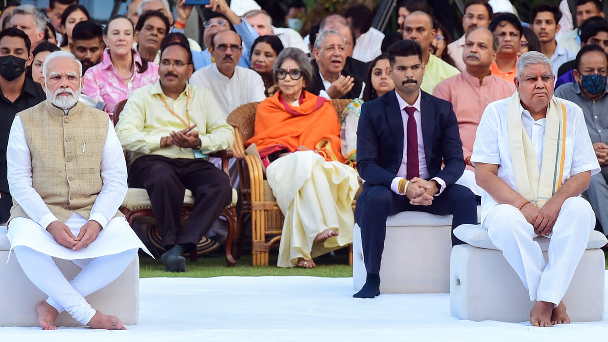 Vice-President Jagdeep Dhankhar along with PM Modi attends prayer meet organised Gandhi Smriti