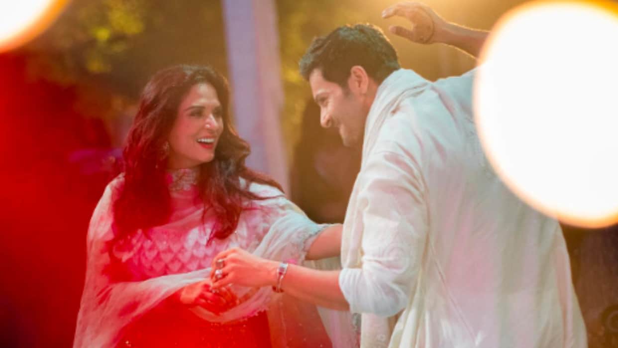 richa chadha and ali fazal wedding couple share their mehendi and sangeet pictures see here