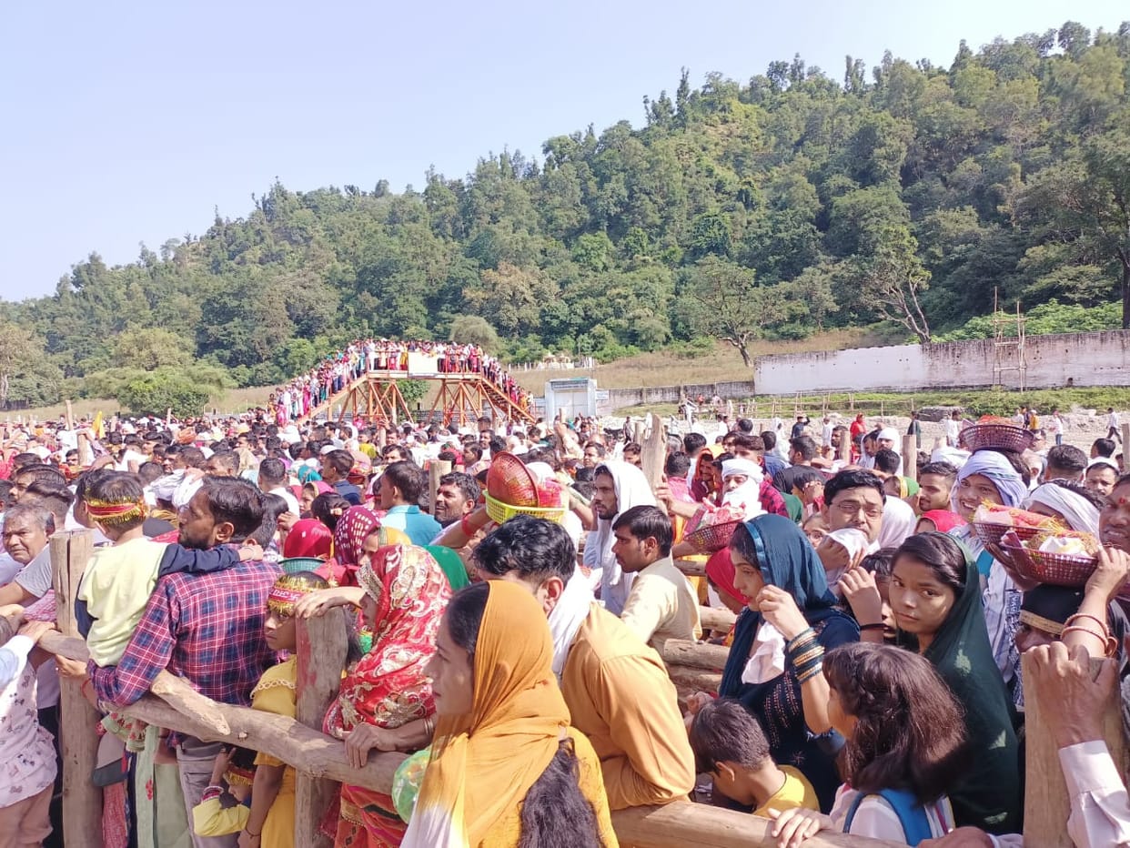 On the Saptami of Navratri, there is a flood of faith in Siddhapeeth