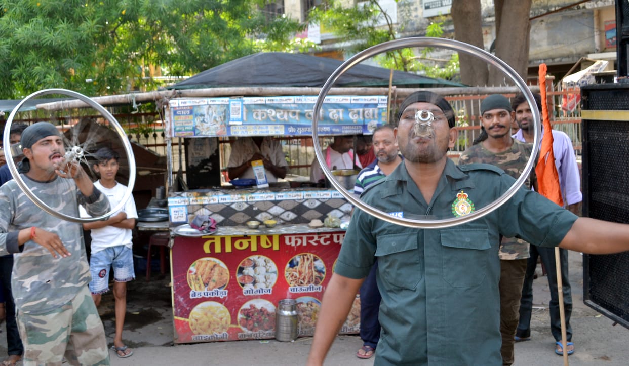 The palanquin journey of nine forms of Maa Durga came out with pomp