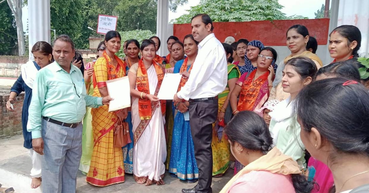 Silent padyatra taken out for restoration of old pension