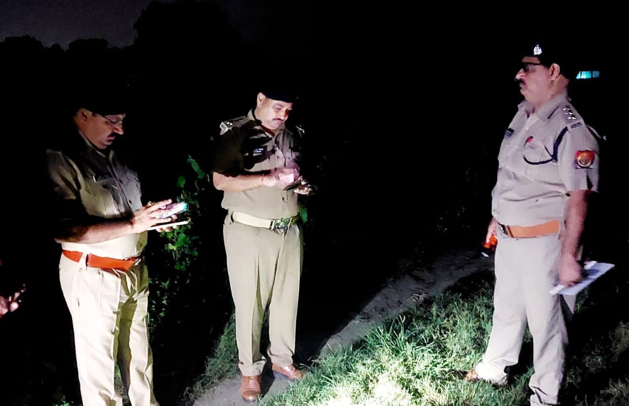 Murder in varanasi bike riding youth shot dead his friend found injured 500 meters away