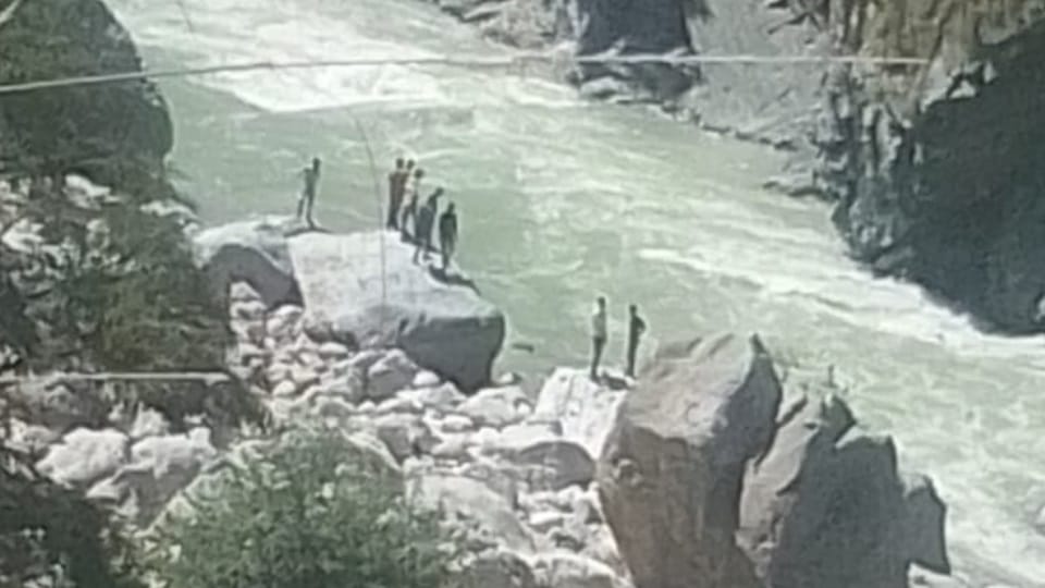 Uttarakhand news: Youth drowned in Yamuna River during bath in uttarkashi