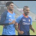 लखनऊ के इकाना में शुभमन गिल और शिखर धवन प्रैक्टिस करते हुए