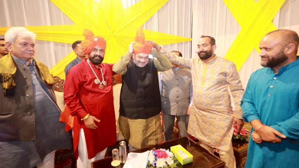 Home Minister Amit Shah will worship mata Vaishno Devi today, will lay the foundation stone for development