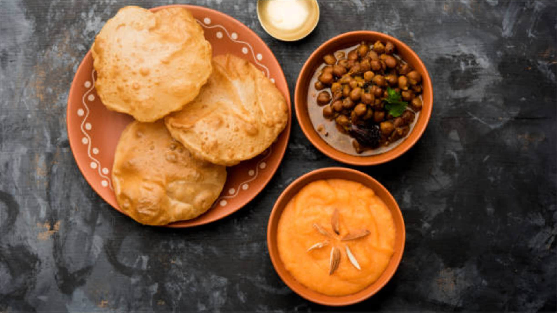 chhat puja 2022 prasad bhog recipe thekua rasiya hara chana sabji