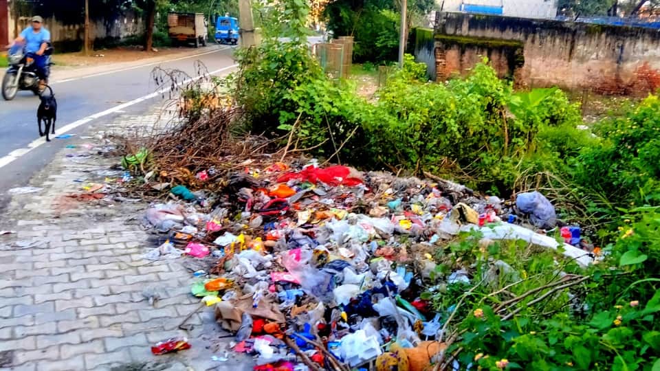 Swachh Survekshan 2022 Ganga Town Category: Garbage spread everywhere in Haridwar but got award photos