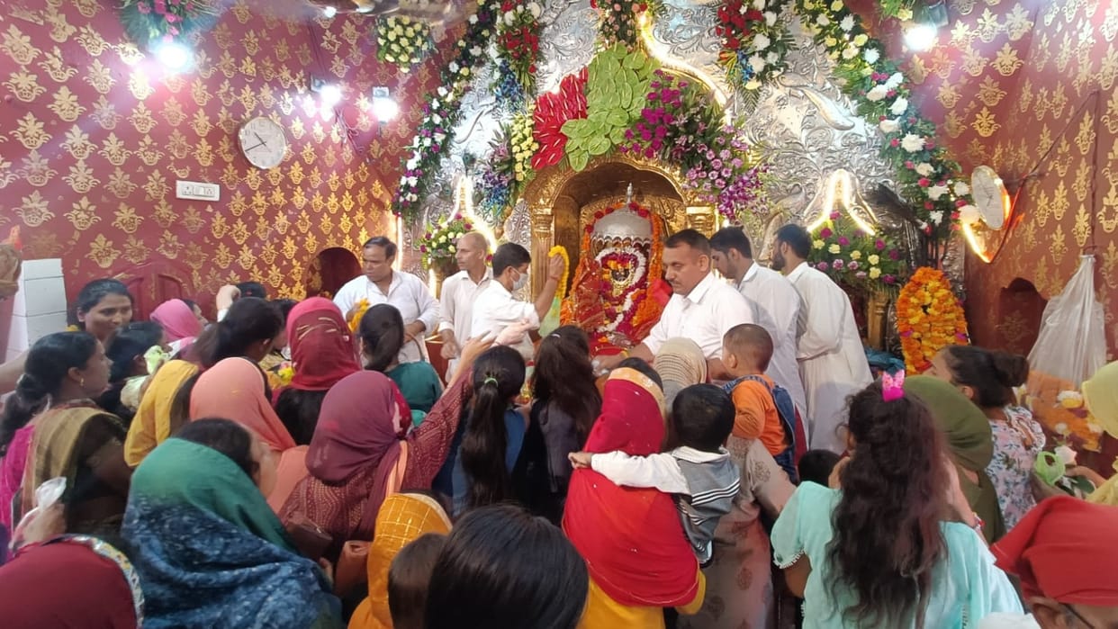 jammu Durga Ashtami Devotees gather at several temles of cities