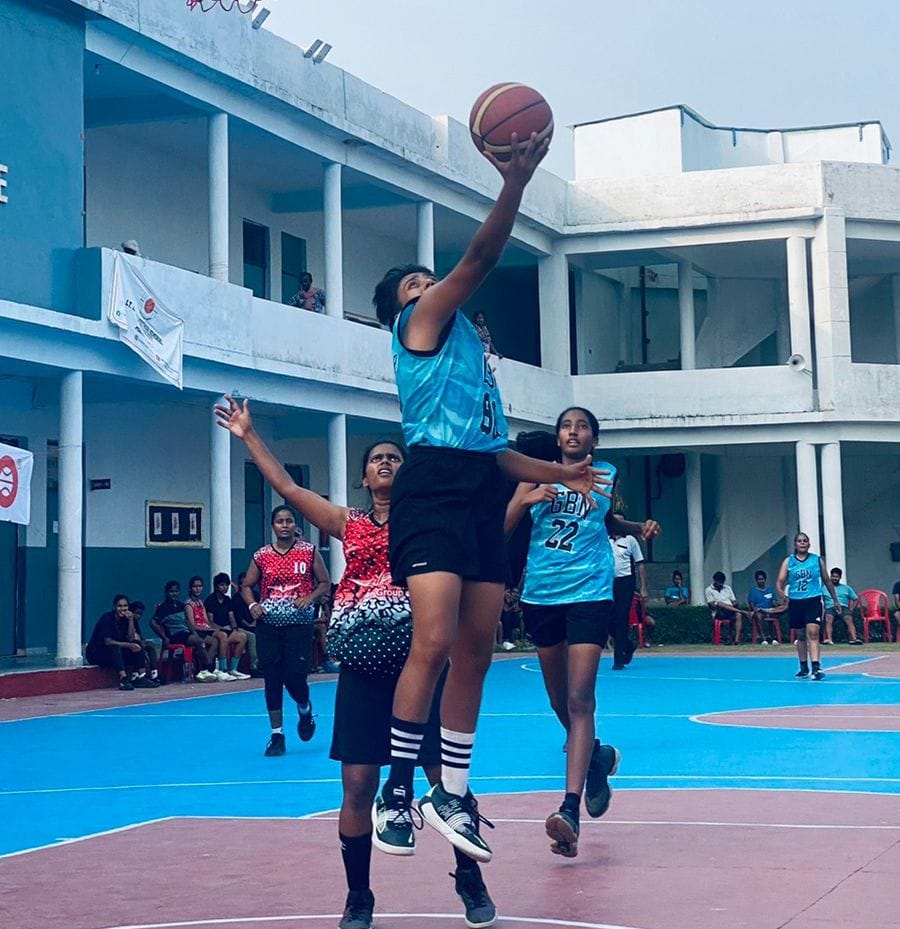 Kanpur Dehat: Eight teams including Varanasi, Moradabad, Agra won in Basketball Championship