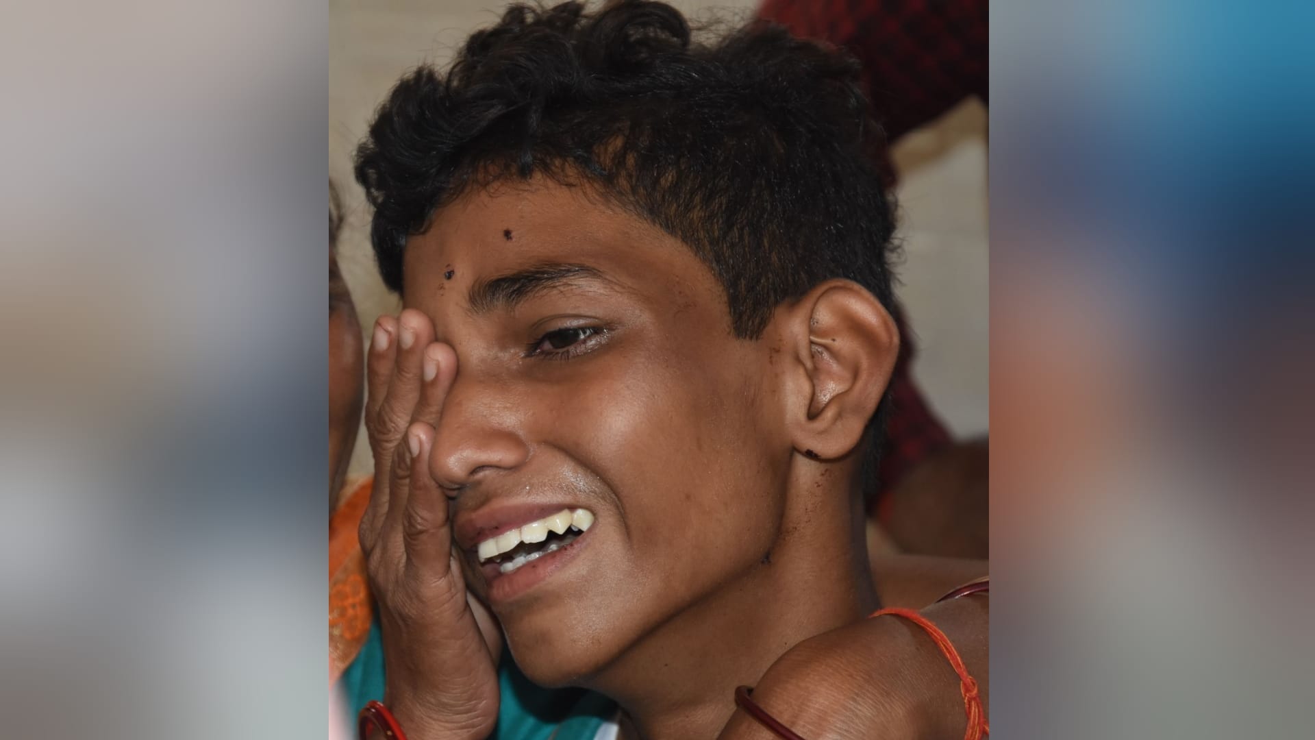 Kanpur Road Accident News Truck collides in pickup, five killed, 10 injured