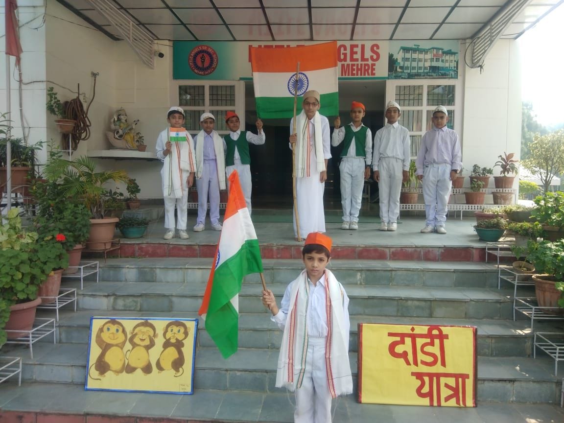 trivute to mahatama ghandi