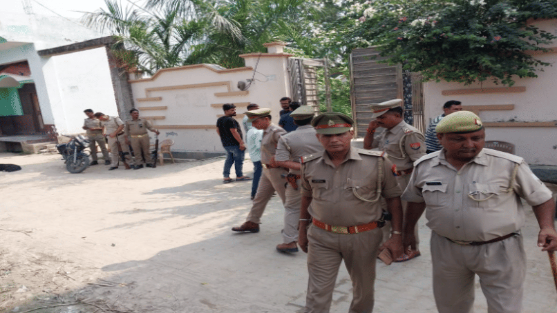Meerut: Family not satisfied with police revelations in Deepak Tyagi murder case, warn to Getaway