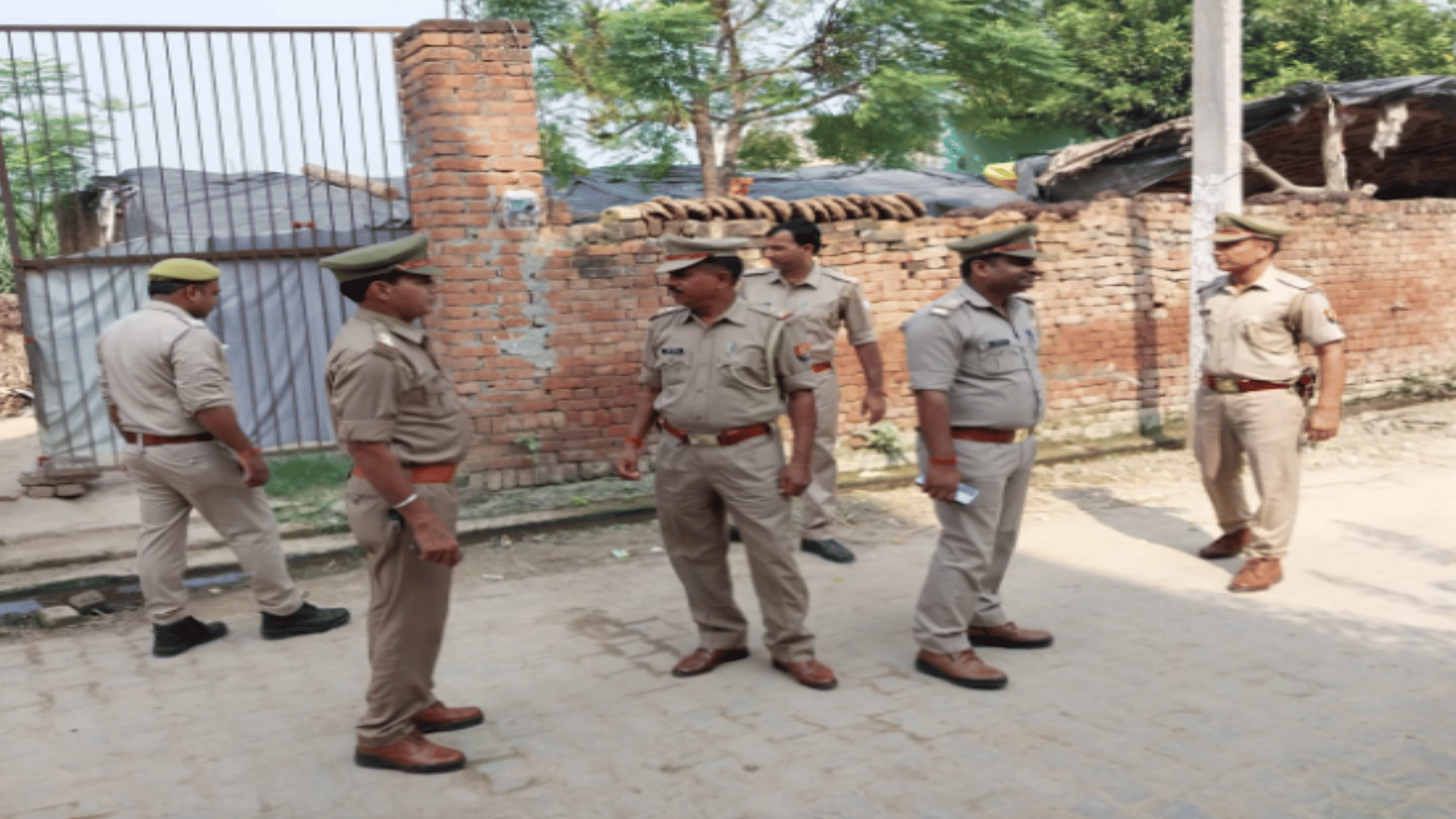 Deepak Murder: People arrived in the rain at Deepak Tyagi condolence meeting in Khajuri village