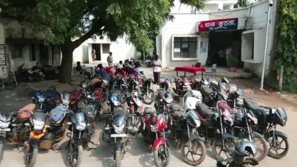 Katni: Vehicle thief gang busted, 28 vehicles recovered from three accused