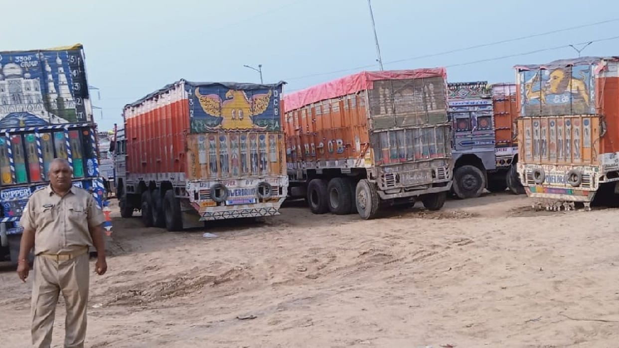 Transport Minister Dayashankar Singh got angry after seeing the overloaded trucks