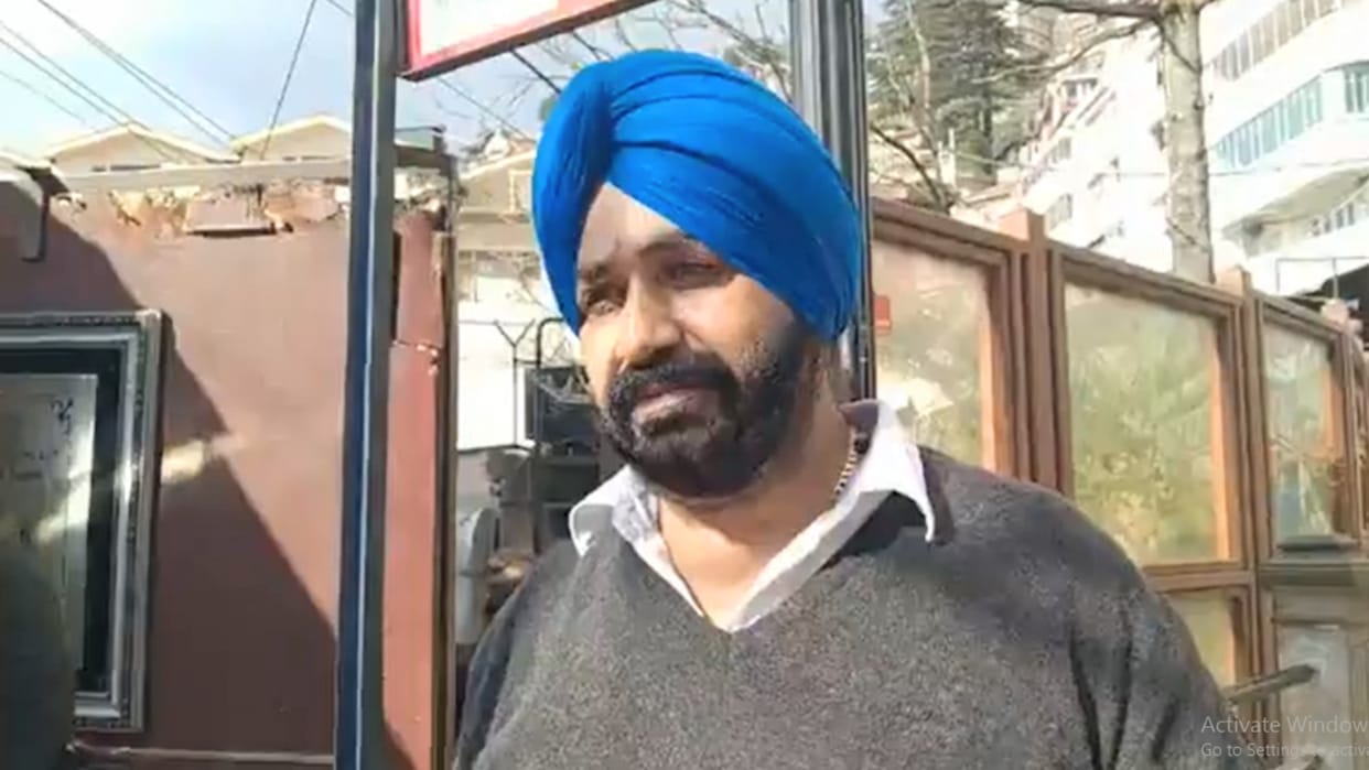 virbhadra singh udghatan pattika removed former Councillor inderjeet singh sit on dharna