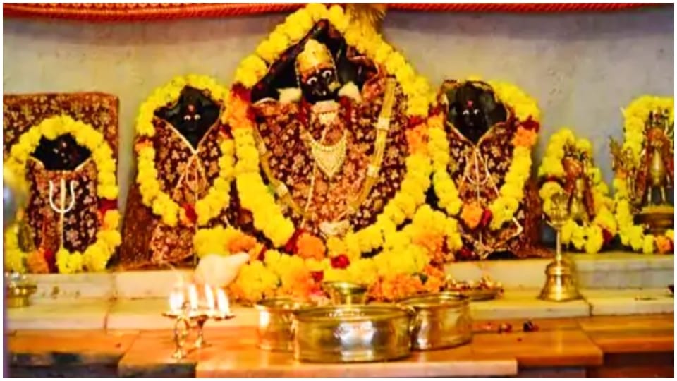 Navratri resolution to encourage with help