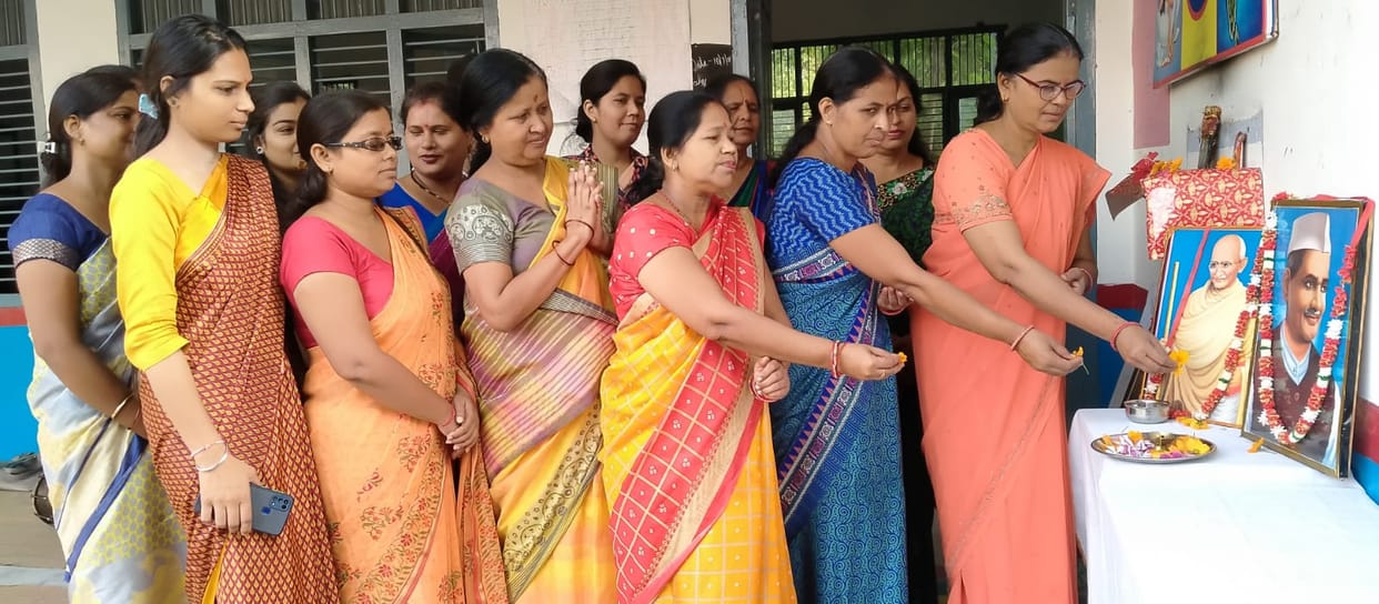 Pledge to do social service on Jayanti