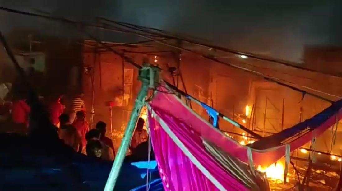 Durga Puja pandal fire in Bhadohi Ground report only idol of Maa Durga remained