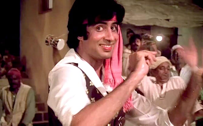 Bollywood Gossips amitabh bachchan don Khaike Paan Banaras Wala originally written for Devanand banarasi babu