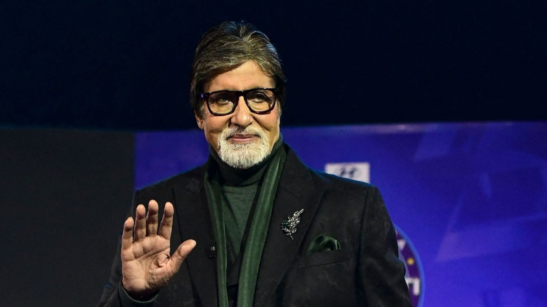 Amitabh Bachchan Birthday when big b become bankrupt has to mortgage his bungalow