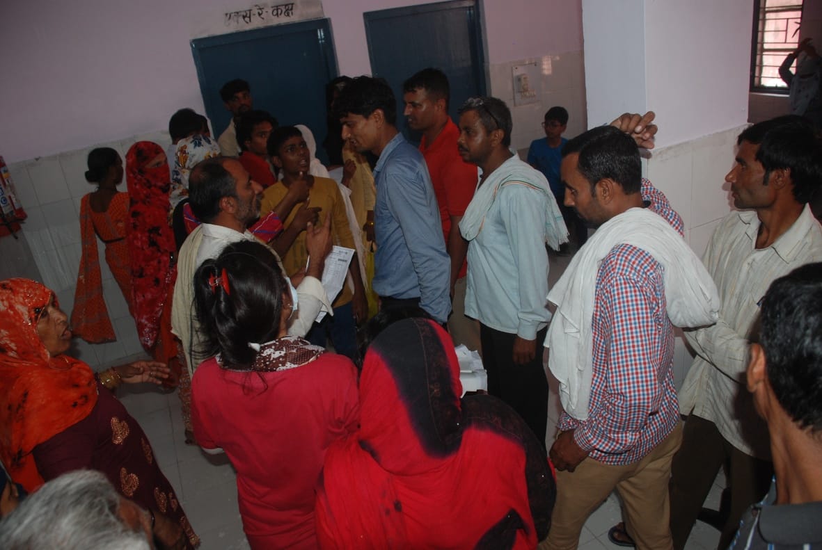 Patients upset due to lack of ultrasound in district hospital