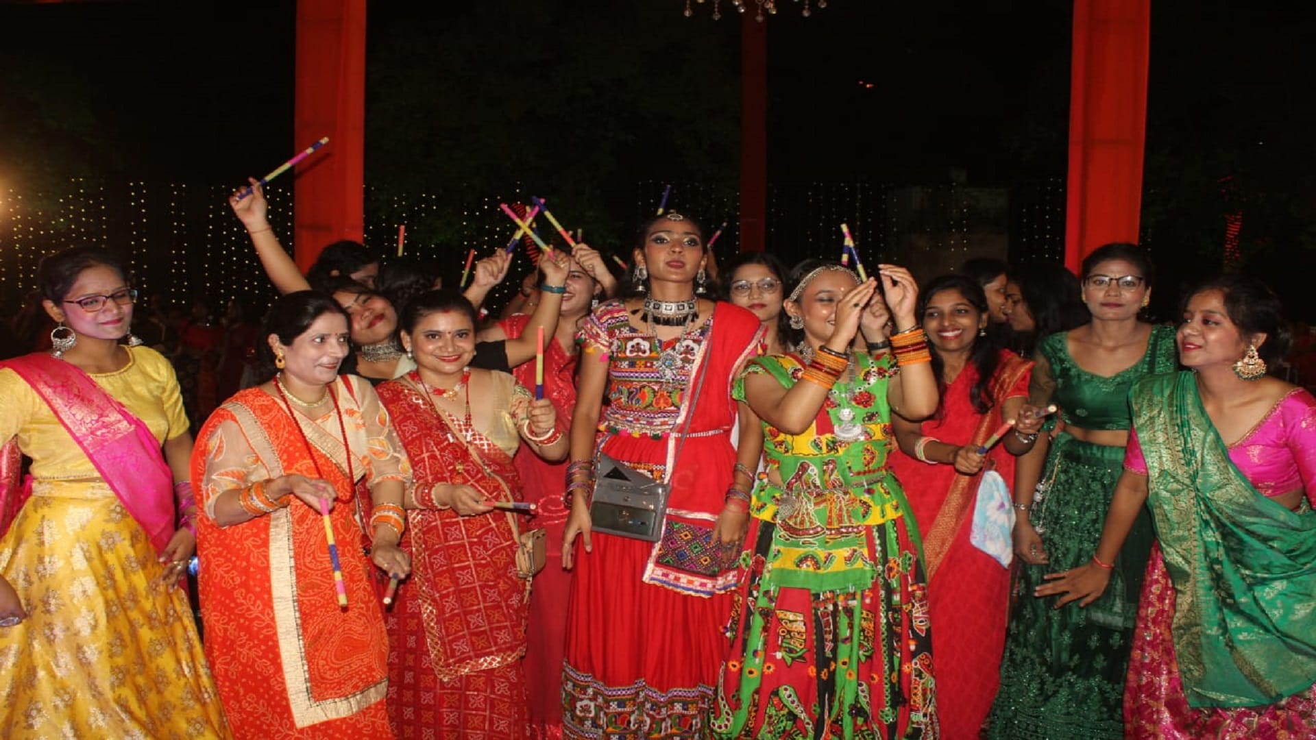 Varanasi Garba Dandiya celebration in Kashi see in pictures