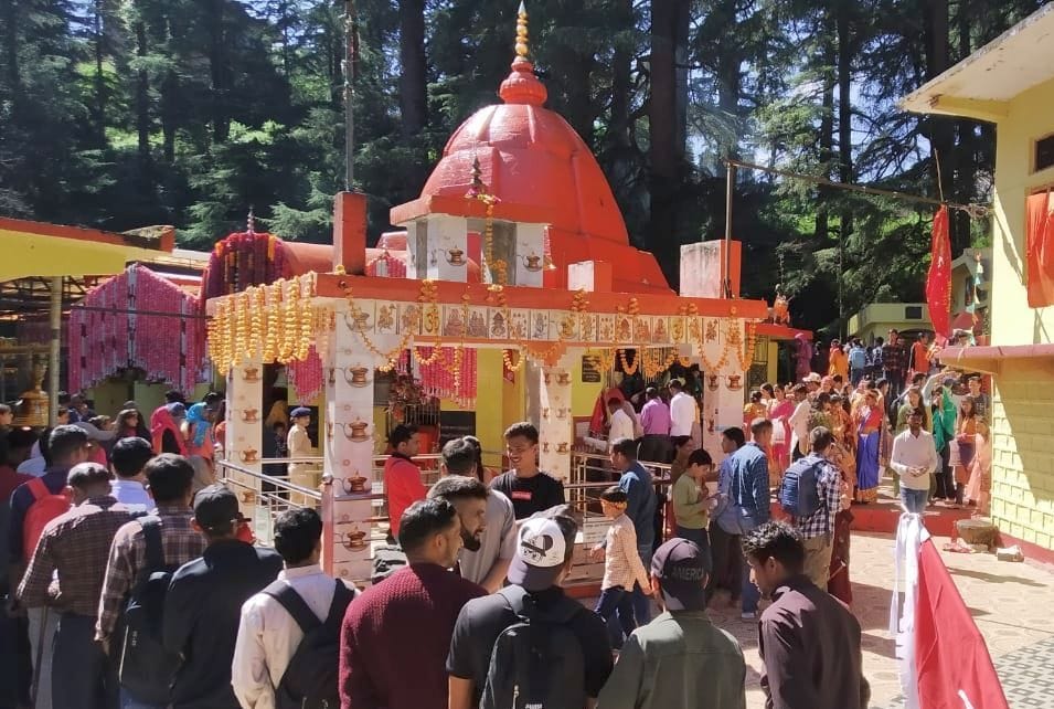 Worship in Gangolihat
