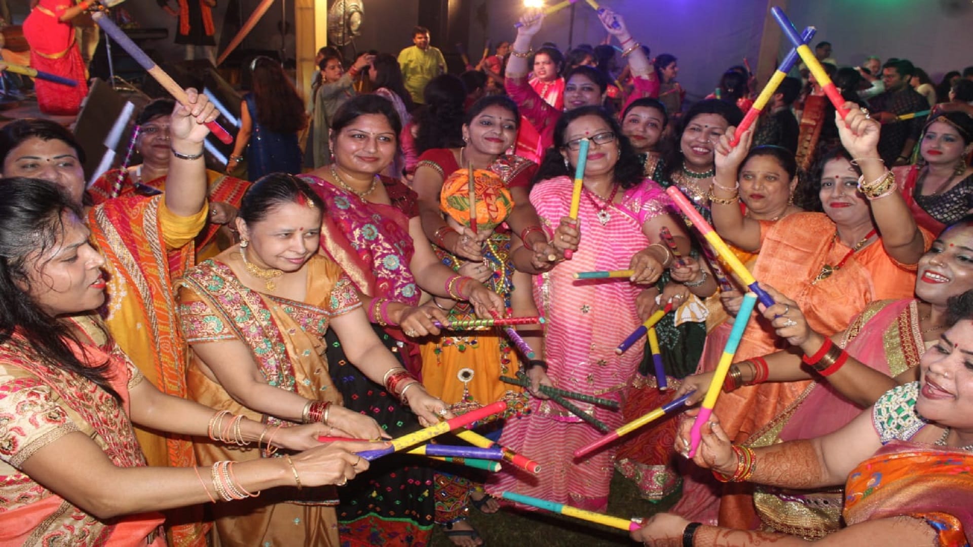 Varanasi Garba Dandiya celebration in Kashi see in pictures