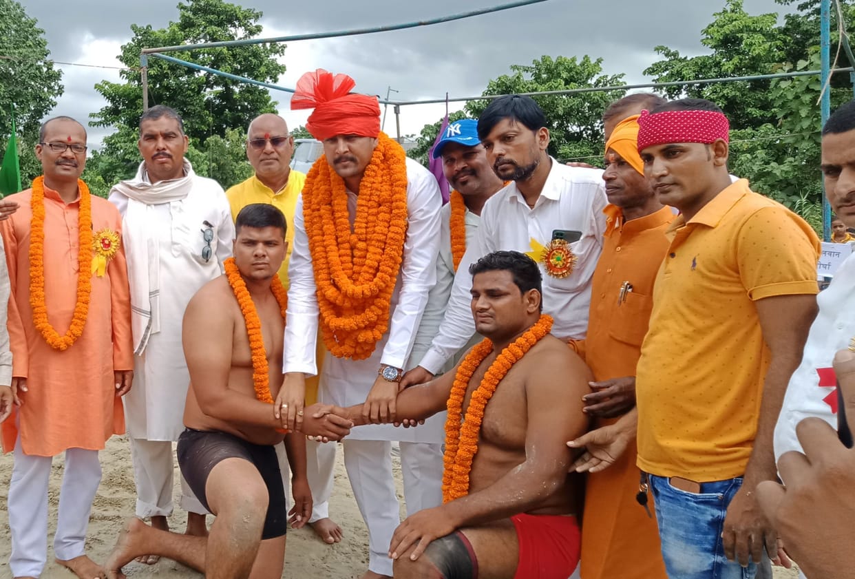 Sandeep of Gorakhpur beats Shivam of Jaunpur