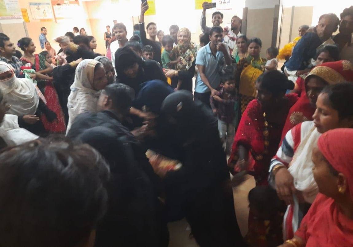 Women clashed in OPD in District Women's Hospital, there was a lot of fighting