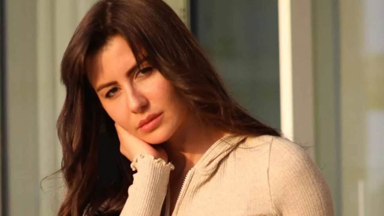 Arbaaz khan girlfriend Georgia Andriani Maid demands 70 lakh for washing dishwash video went viral on internet