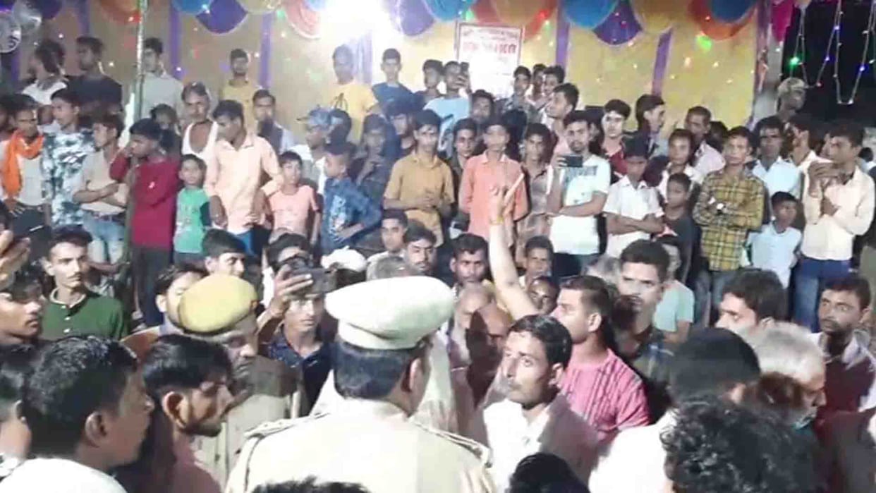 Kanpur Dehat: Villagers angry for stopping Ramlila
