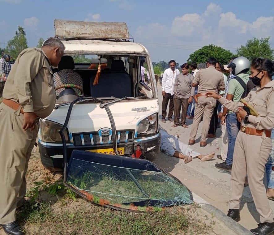 Retired home guard dies in collision between magic and bike