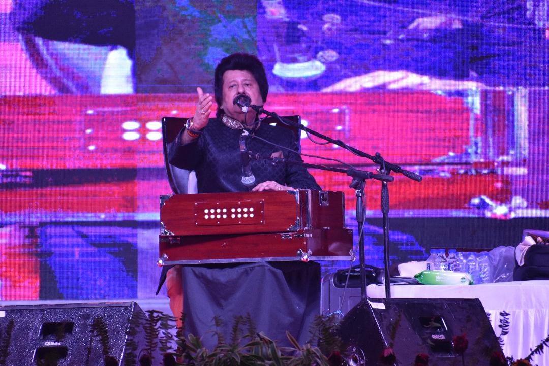 evening of Maharajganj adorned with traditional folk songs and ghazals