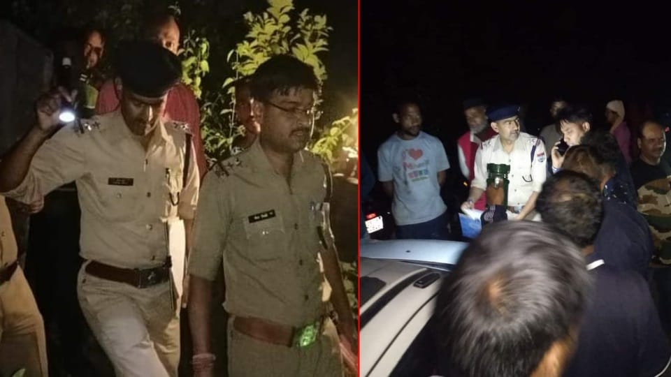 Uttarakhand Pauri Bus Accident: Villagers save many barati after doing rescue in mobile light