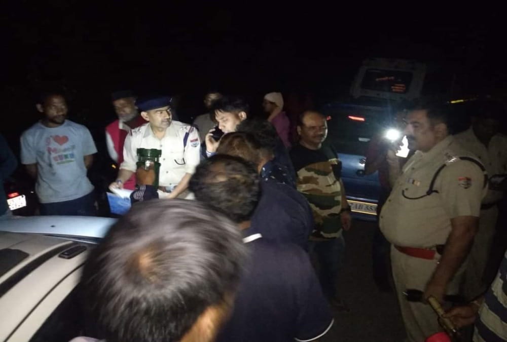 Uttarakhand Pauri Accident News: Wedding Bus fell into ditch near bride House Photos