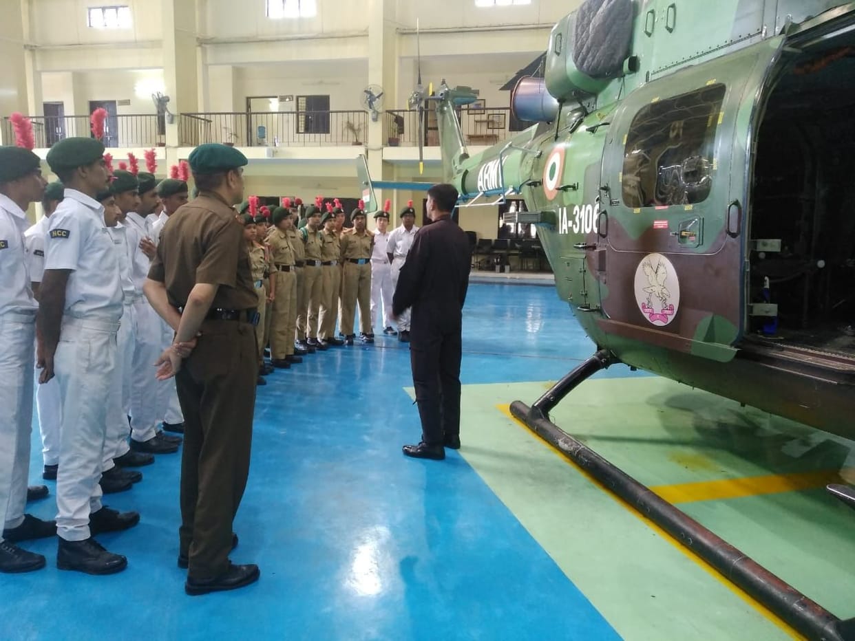 Gave information related to helicopter to the cadets
