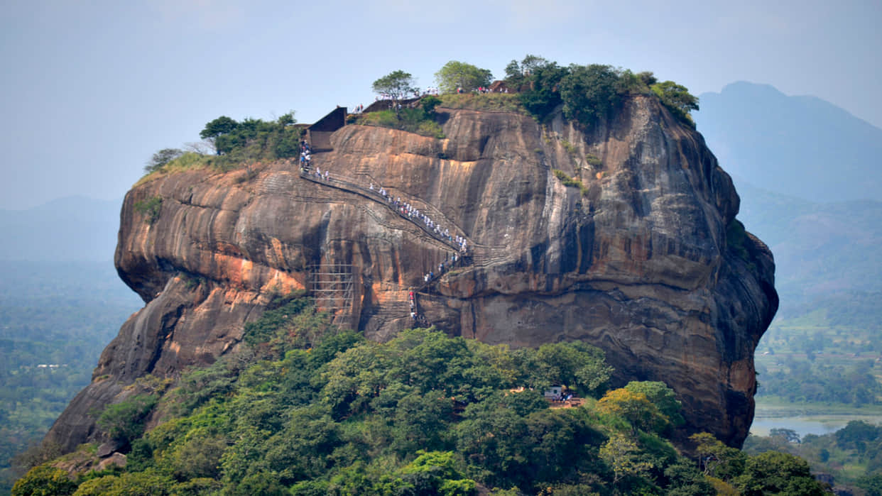 ravana dead body still present in this cave srilanka know the Mystery